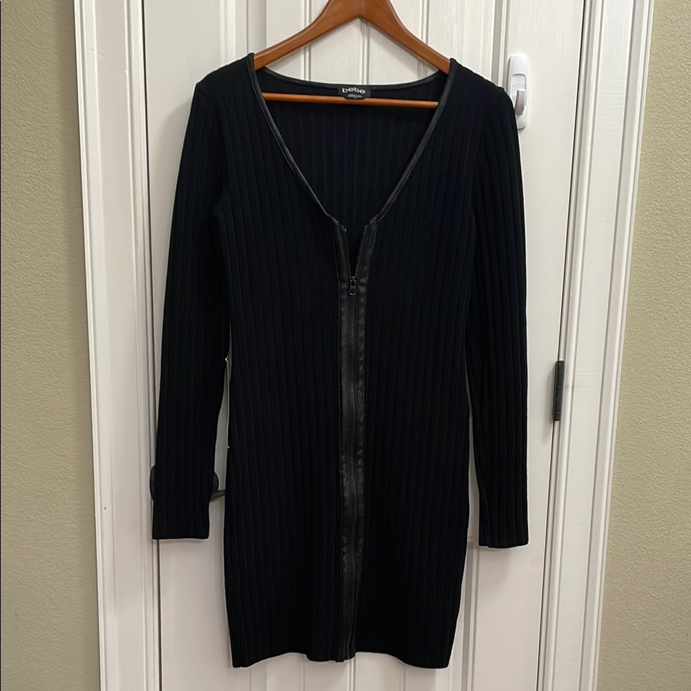 Bebe Black Long Sleeve V-Neck Ribbed Dress With Zipper Front